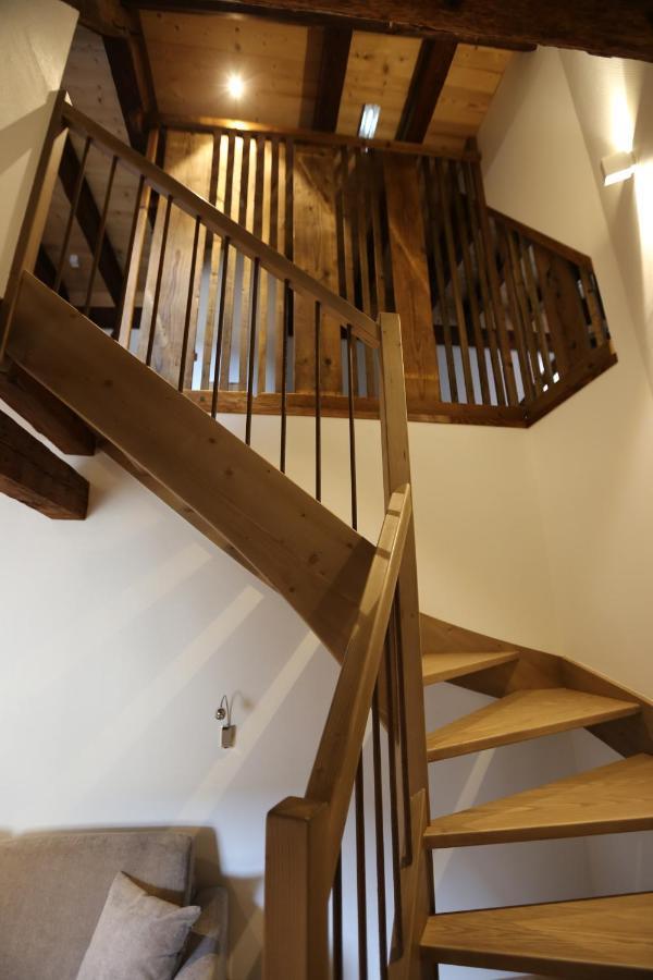 Domaine La Cour Des Nobles - Demeure, Maison et Appartements au coeur de Riquewihr Extérieur photo